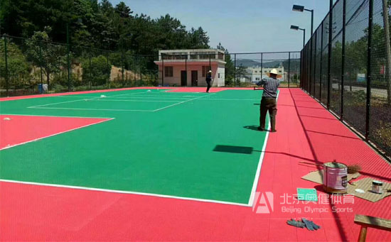 籃球場懸浮地板廠家安裝價格