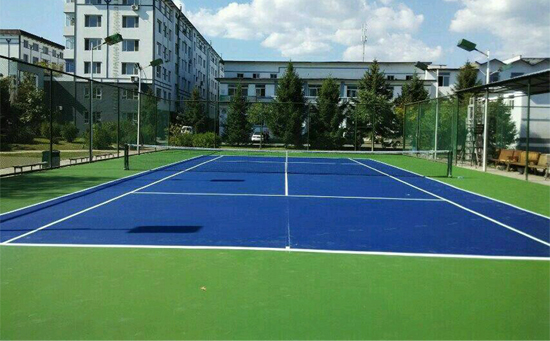 廠區(qū)標準丙烯酸網球場圖片