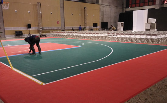 室內(nèi)籃球場(chǎng)地圖片