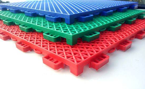 懸浮拼裝地板價格的高低由什么決定